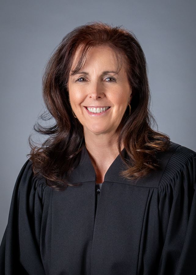 Judge Camp Headshot - Robe_Sm (2021)
