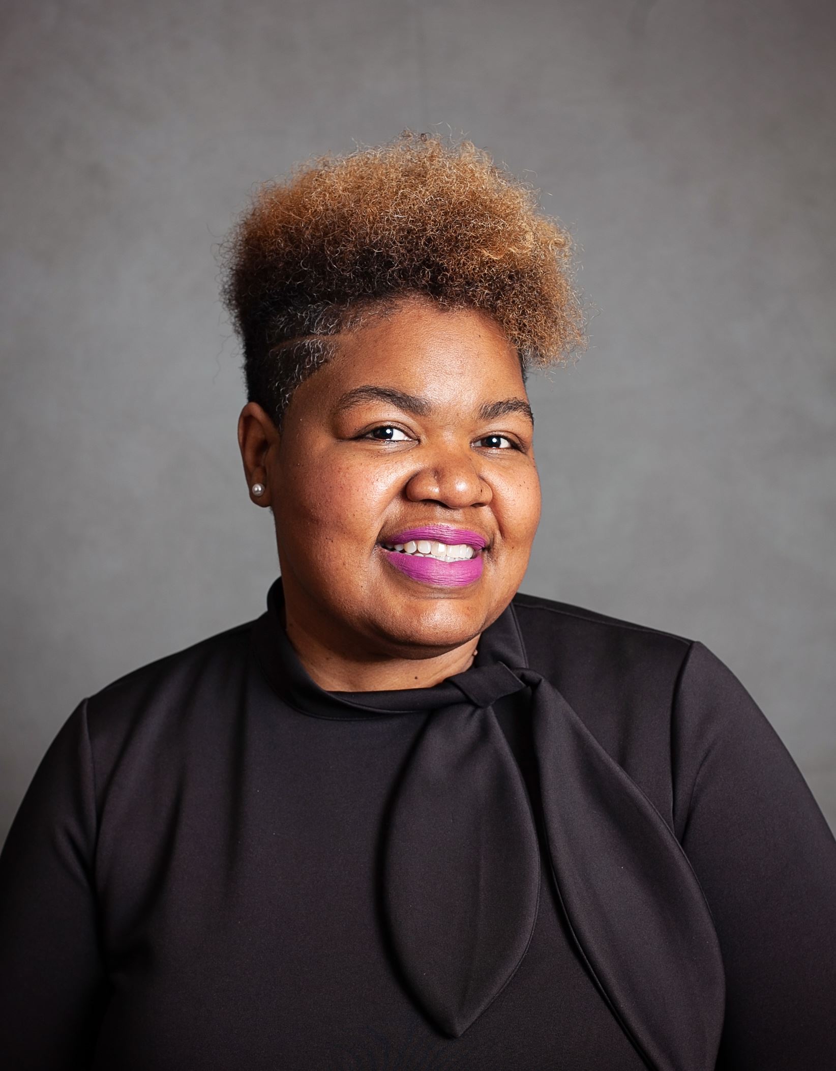 01_21_Katrina_Harley Headshot